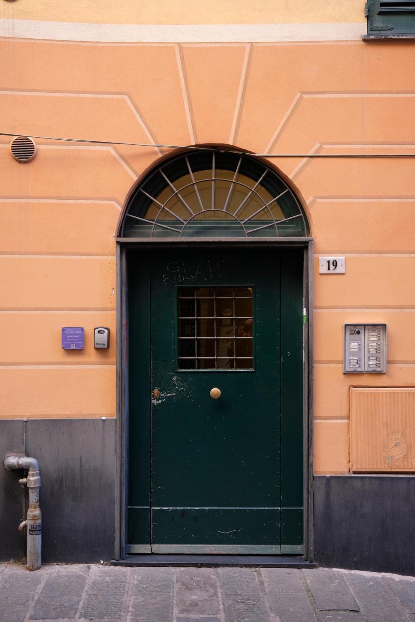 Prione'S Apartment Bis ジェノヴァ エクステリア 写真